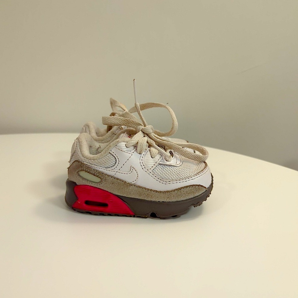 Nike sz4 Toddler AirMax Sneakers